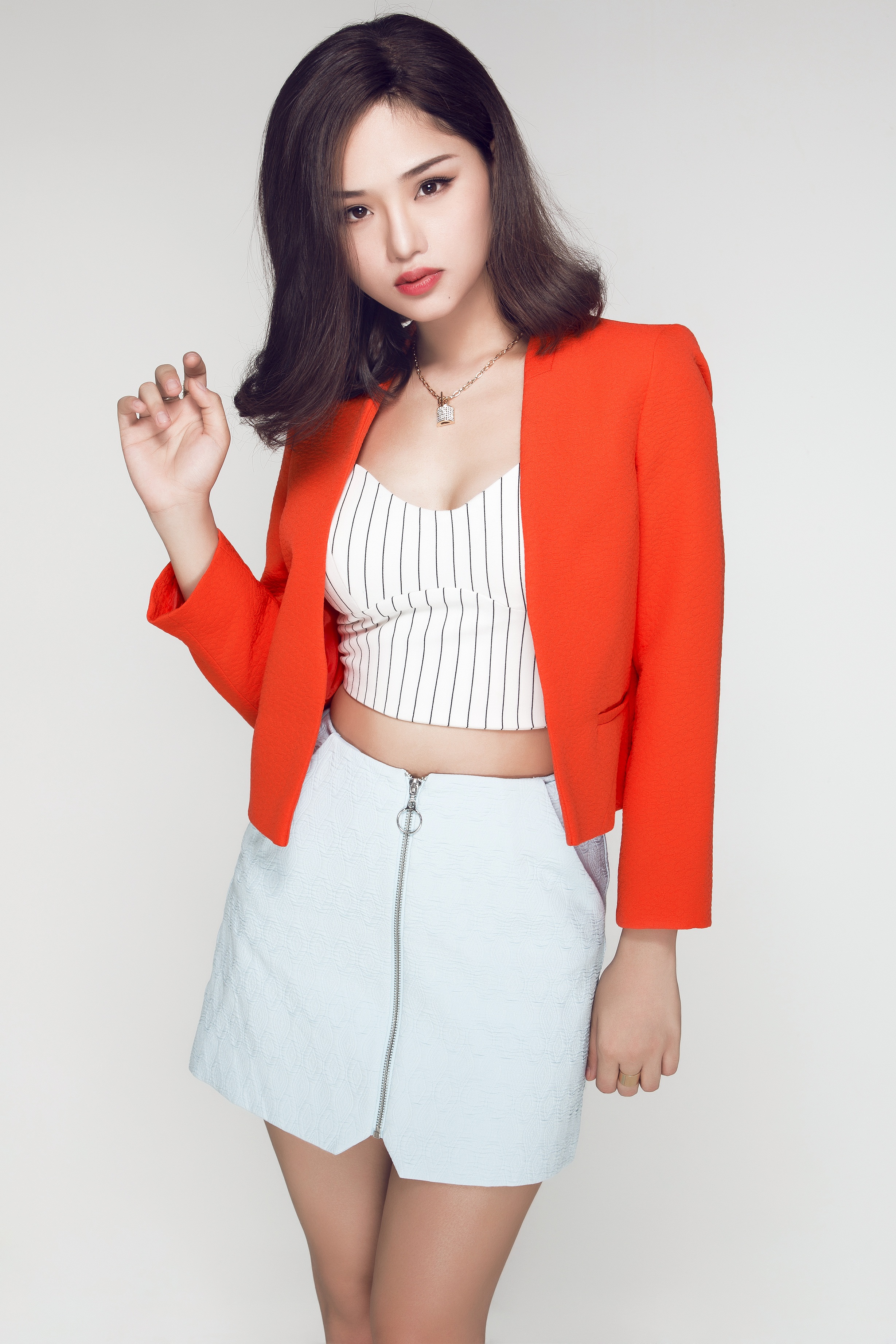 Miu Lê bình thản vượt qua scandal trước liveshow