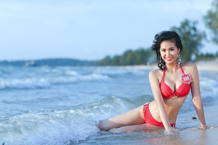 Thí sinh HHVN 2014 tự tin trình diễn bikini 