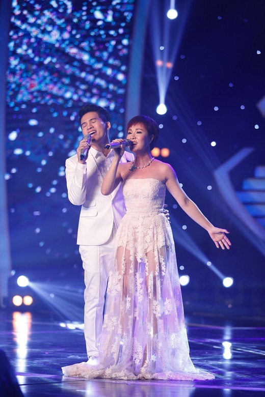Xinh đẹp, múa giỏi, hát hay, thí sinh Vietnam's got talent vẫn bị loại - 9 Và đặc biệt là sự xuất hiện của cặp đôi Vietnam Idol Uyên Linh - Quốc Thiên.