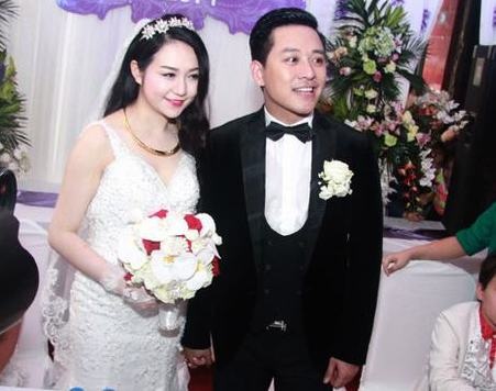 10 đám cưới "rình rang nhất" showbiz Việt năm 2014 - 2 Ngày 5/4, đám cưới