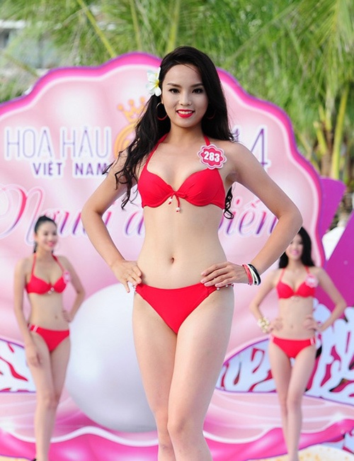 Hành trình tới vương miện Hoa hậu VN của Nguyễn Cao Kỳ Duyên - 10 Ít ai biết rằng, trước khi đăng ký thi hoa hậu, Kỳ Duyên đã từng có số cân nặng lên đến 70kg.