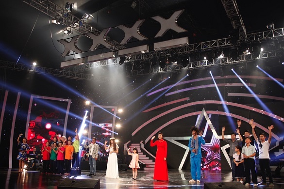 Thí sinh múa bụng "hớp hồn" giám khảo Vietnam's Got Talent - 12 Kết quả 2 tiết mục giành vé vào chung kết sẽ được công bố vào tuần sau.