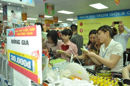  Hàng điện tử tiêu dùng  là mặt hàng thu hút nhiều người mua nhất