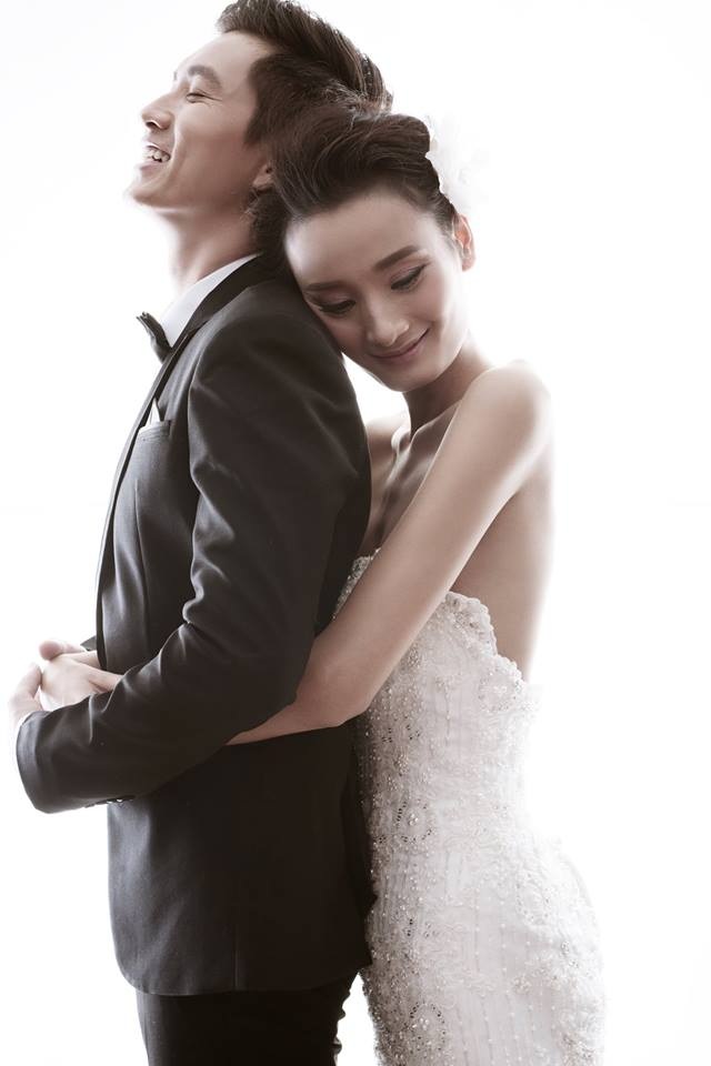 Ngắm ảnh cưới lung linh của người mẫu Lê Thúy - 9 Nữ người mẫu cho biết rất vui và may mắn khi được Đỗ Mạnh Cường ưu ái như vậy.