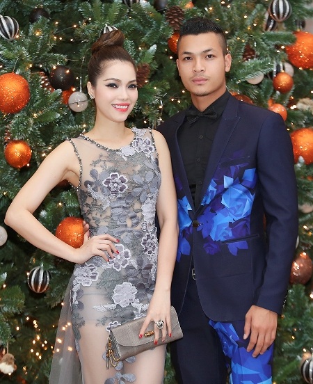 Quách An An cùng siêu mẫu Vũ Tuấn Việt rạng rỡ bên nhau.