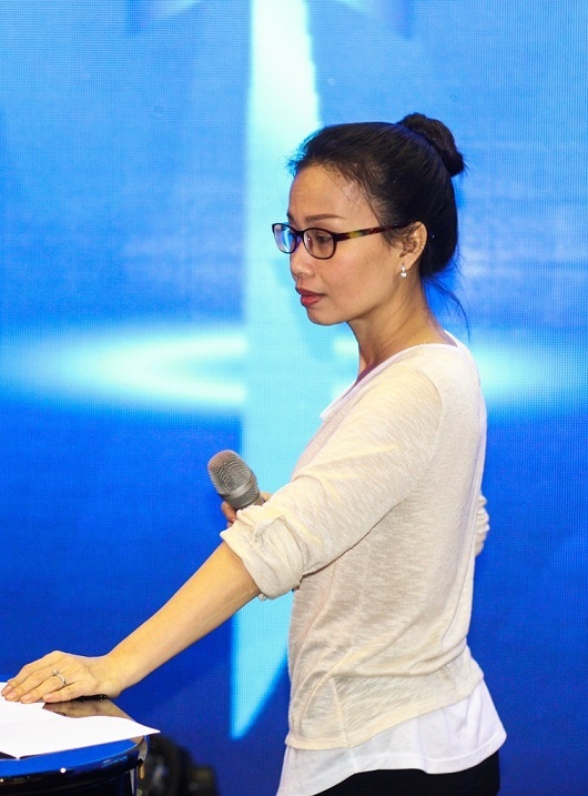 Đông Nhi “nhí nhảnh” bên đàn chị Cẩm Ly - 4 Cẩm Ly ‘chuyên trị’ dòng nhạc dân ca và âm hưởng dân ca tối nay sẽ lại đằm thắm với