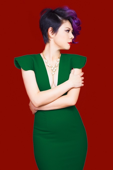 Điều đặc biệt là việc bán đĩa được Thanh Thảo kết hợp với hoạt động từ thiện rất ý nghĩa của mình.