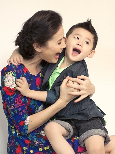 10 nhóc tỳ đẹp như thiên thần của sao Việt - 7 10 nhóc tỳ đẹp như thiên thần của sao Việt