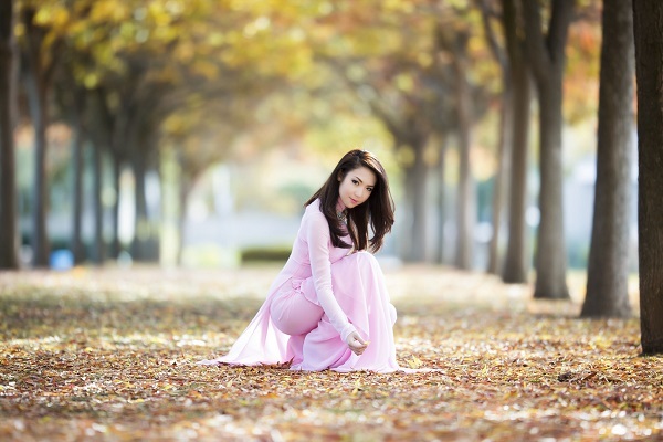 Hoa hậu Jennifer Chung thướt tha áo dài ngày đông