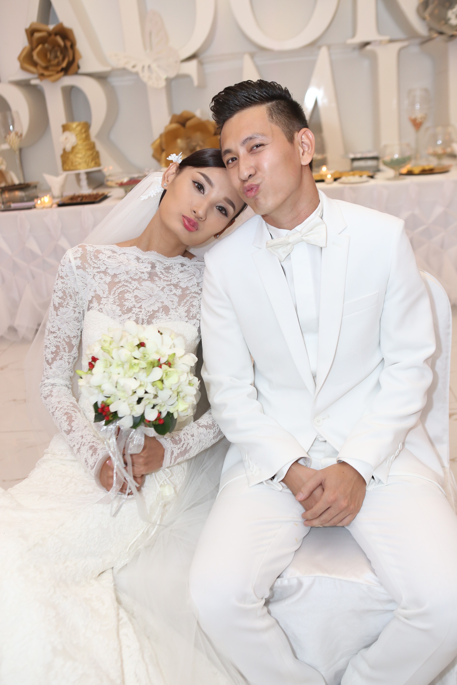 Cùng chúc mừng cho Lê Thúy và Đỗ Khải An trăm năm hạnh phúc bên nhau!