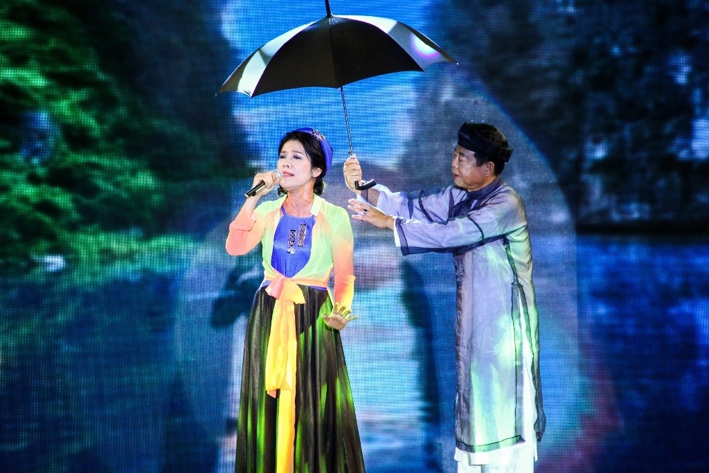 Cẩm Vân, Cẩm Ly, Đông Nhi bất ngờ nam tính - 12 Đôi vợ chồng Trí – Quỳnh từ đội Đông Nhi – Ông Cao Thắng chọn thể hiện
