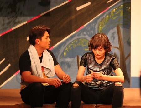 Cũng như những con người bình thường khác, họ vẫn cần và khát khao một hạnh phúc thật sự.