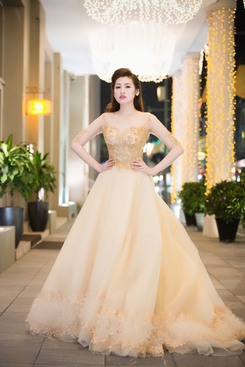 Top 10 sao Việt mặc đẹp tuần qua - 10 Dương Tú Anh
