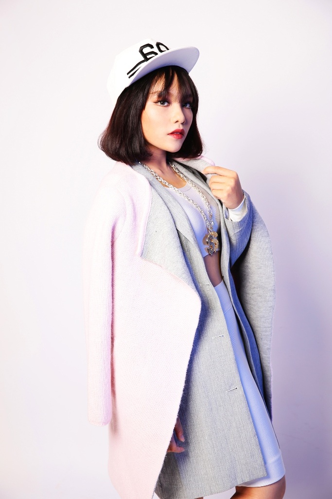 Album gồm 5 ca khúc