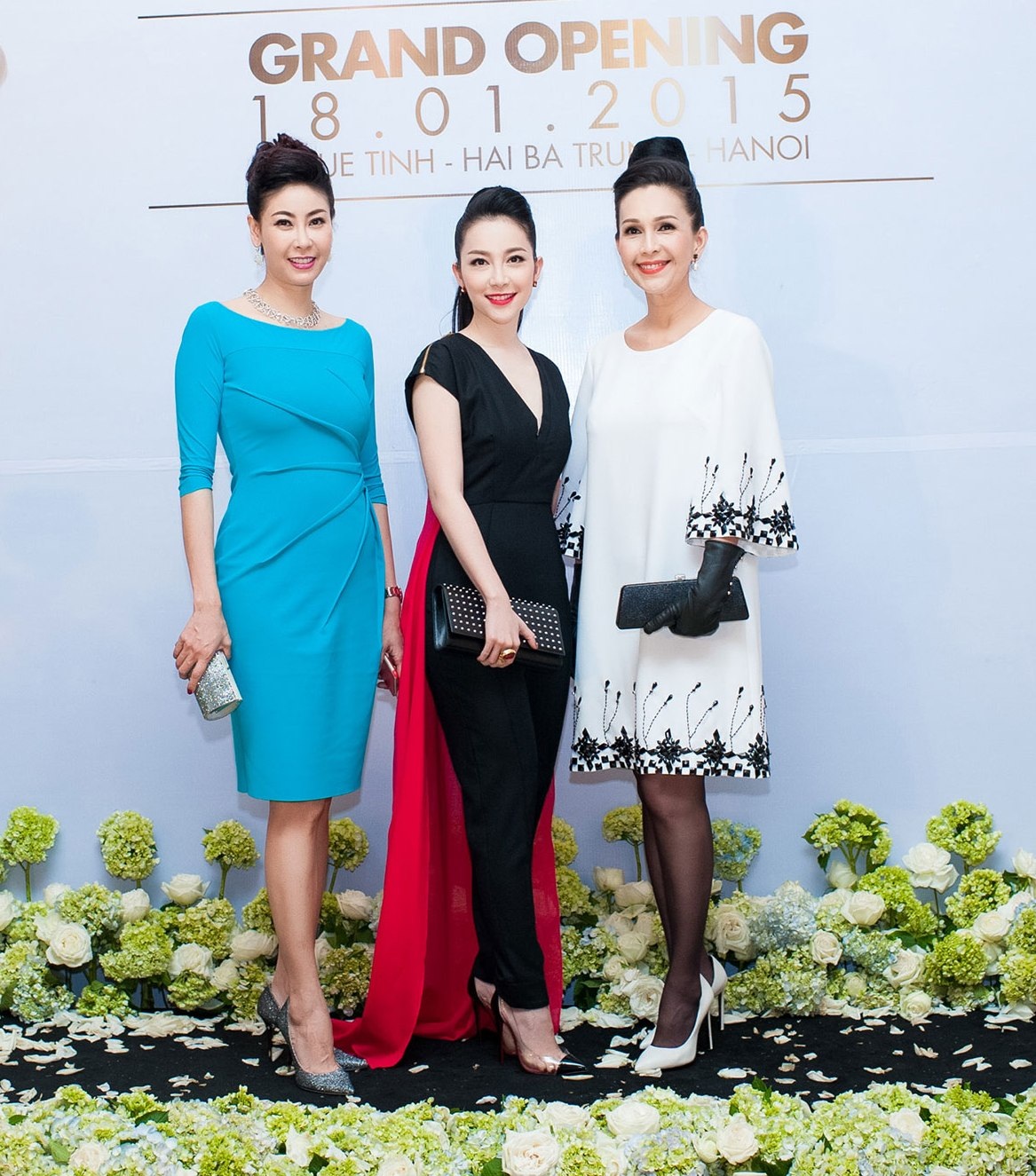 Chim công làng múa Linh Nga đọ dáng xinh đẹp cùng đàn chị Hà Kiều Anh và Diễm My.