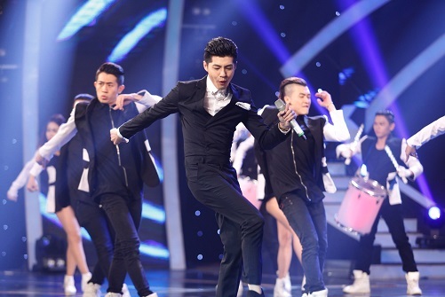 "Cô bé răng sún" tiến thẳng vào chung kết Vietnam's got talent - 10 Noo Phước Thịnh thể hiện vũ đạo và giọng hát chuyên nghiệp qua tiết mục