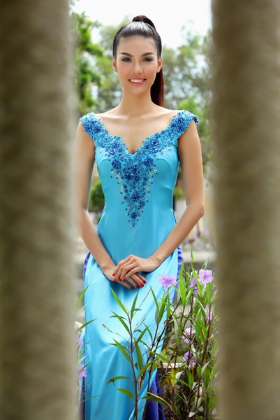 Sao Việt rộn ràng chúc Tết năm "Dê” - 6 Sao Việt rộn ràng chúc Tết năm Dê”