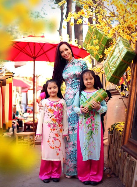 Sao Việt rộn ràng chúc Tết năm "Dê” - 3 Sao Việt rộn ràng chúc Tết năm Dê”