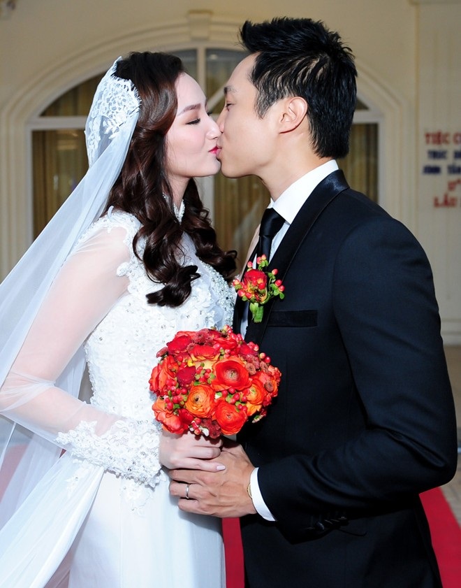 Những đám cưới rình rang của showbiz Việt đầu xuân 2015 - 5 Những đám cưới rình rang của showbiz Việt đầu xuân 2015