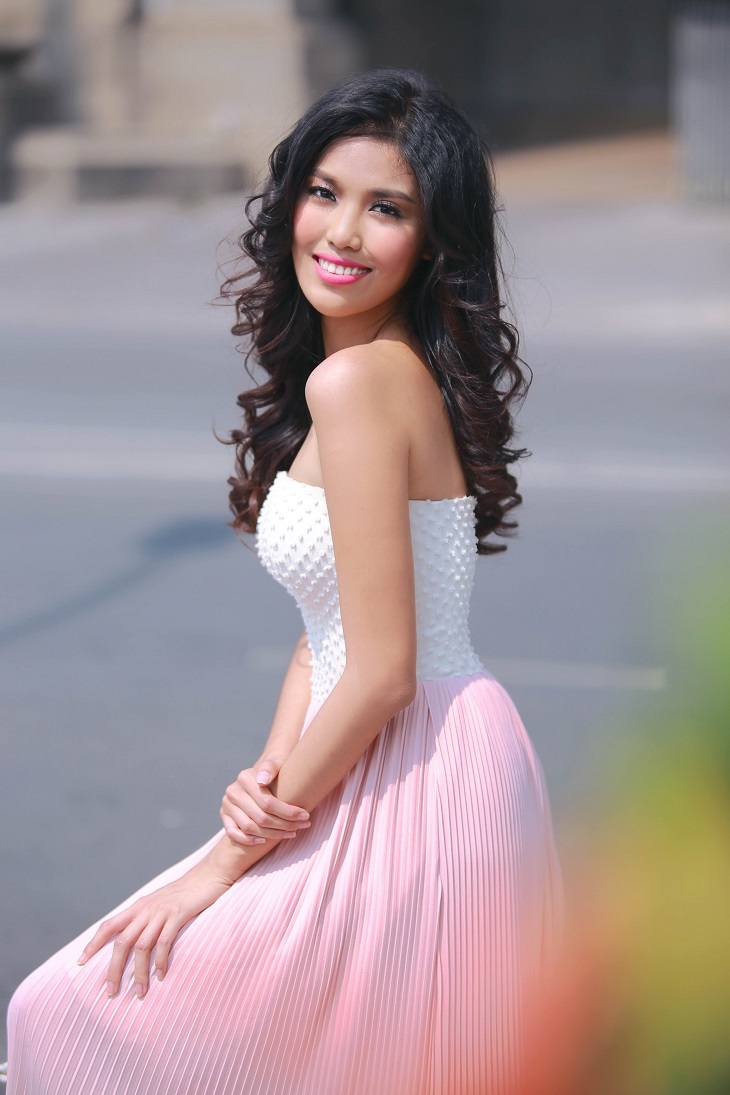 Cận cảnh nhan sắc hoa hậu thế giới Việt Nam 2015 Lan Khuê