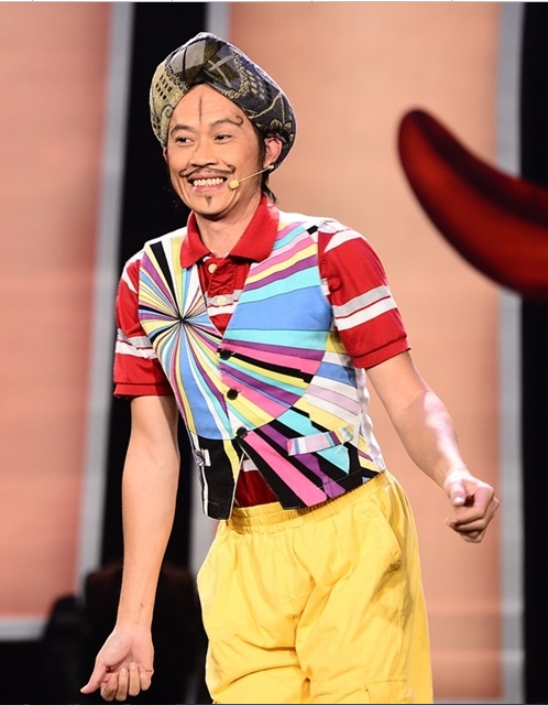 Hoài Linh chạy show liên tục trong 10 ngày Tết vừa qua từ sáng đến tối