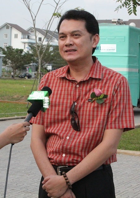 NSƯT Hữu Châu chia sẻ cảm xúc trong buổi lễ đặt tên đường cho NSƯT Thanh Nga