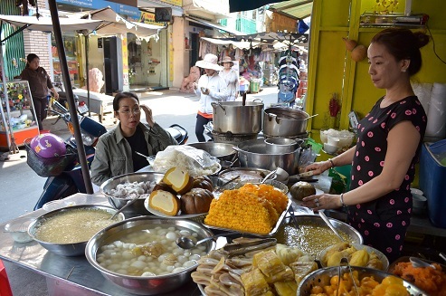 Quán chè 40 năm được thừa kế từ mẹ của chị Có