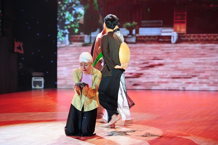 Chi Pu lấy nước mắt khán giả khi hóa thân người phụ nữ thời phong kiến