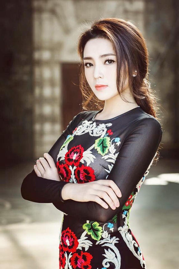 Nhan sắc biến hóa liên tục của hoa hậu Kỳ Duyên - 6 Nhan sắc biến hóa liên tục của hoa hậu Kỳ Duyên