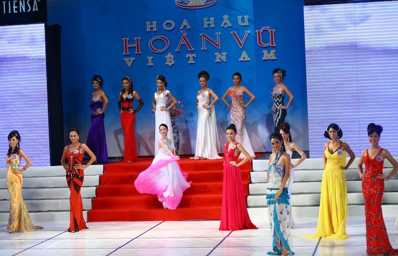 Hoa hậu Hoàn vũ Việt Nam 2015 chính thức được cấp phép tổ chức tại Nha Trang - 1 Sau 7 năm, cuộc thi Hoa hậu Hoàn vũ Việt Nam mới chính thức trở lại