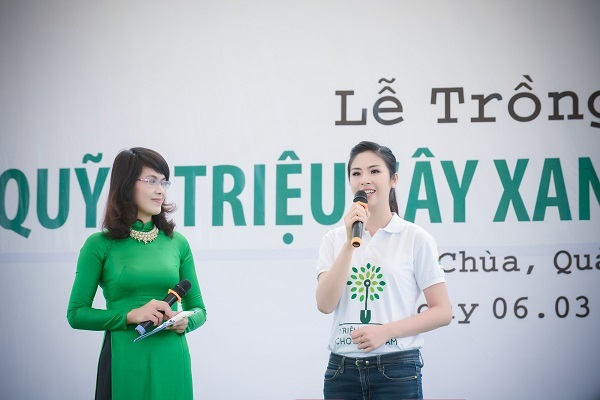 Hoa hậu Ngọc Hân trồng cây tại khu mộ Đại tướng Võ Nguyên Giáp - 10 Hoa hậu Ngọc Hân trồng cây tại khu mộ Đại tướng Võ Nguyên Giáp