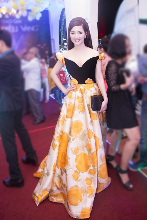 Có thể nói hoa hậu