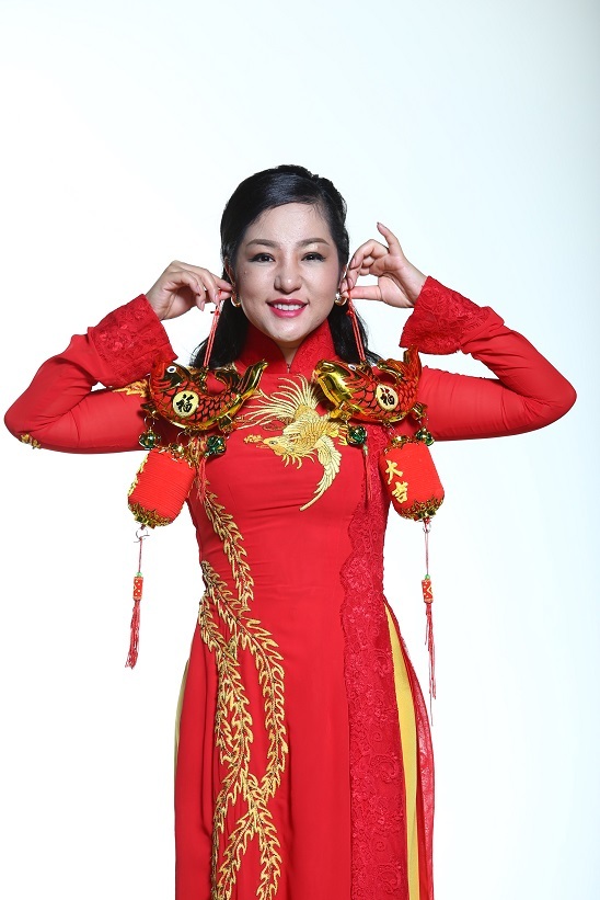 Xa Việt Nam đã nhiều năm nhưng Thúy Nga vẫn giữ thói quen hướng về Tết Việt.