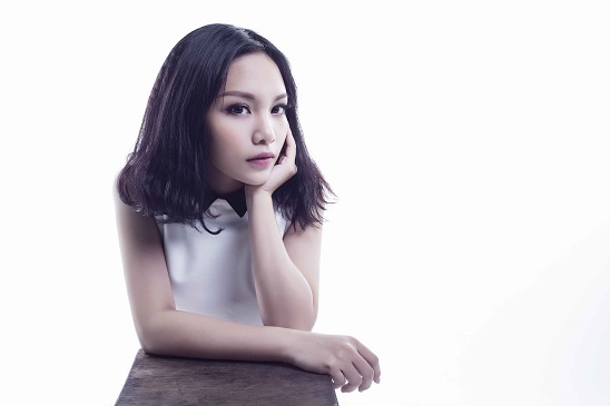 Quán quân Giọng hát Việt 2013 tặng mẹ ca khúc tự sáng tác nhân ngày 8/3 - 5 Quán quân Giọng hát Việt 2013 tặng mẹ ca khúc tự sáng tác nhân ngày 8/3