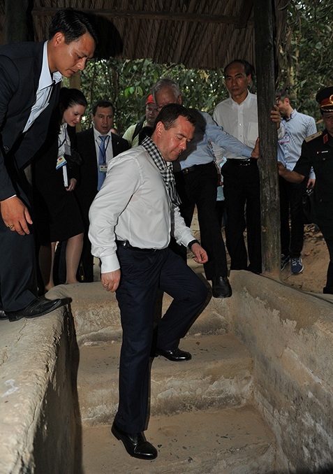 Thủ tướng Nga tham quan Dinh Thống Nhất, ngắm đường phố Sài Gòn - 9 Thủ tướng Nga tham quan Dinh Thống Nhất, ngắm đường phố Sài Gòn