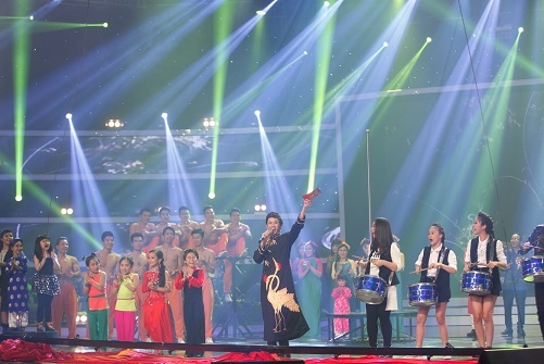 Nhìn lại phút đăng quang của "thần đồng" Đức Vĩnh - 2 Nhìn lại phút đăng quang của thần đồng Đức Vĩnh