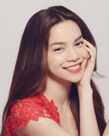 Mỹ nhân nào sở hữu gương mặt đẹp nhất showbiz Việt? - 2 Nữ hoàng giải trí của showbiz Việt -