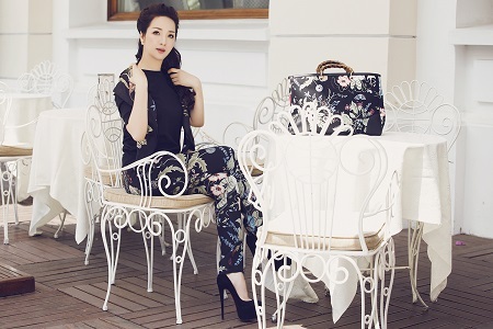 Ngắm nhan sắc "vượt thời gian" của hoa hậu Giáng My - 2 Ngắm nhan sắc vượt thời gian của hoa hậu Giáng My