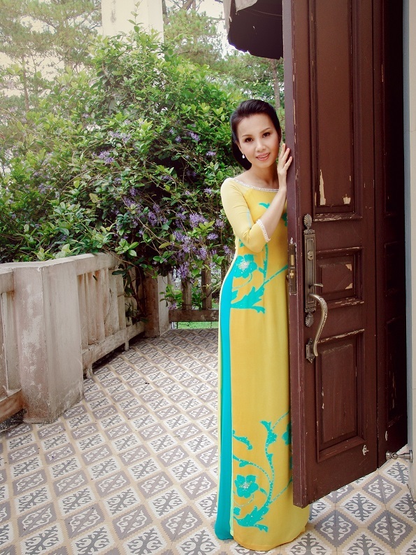 Vợ chồng ca sĩ Cẩm Ly âm thầm chuẩn bị quà tặng khán giả - 4 Vợ chồng ca sĩ Cẩm Ly âm thầm chuẩn bị quà tặng khán giả