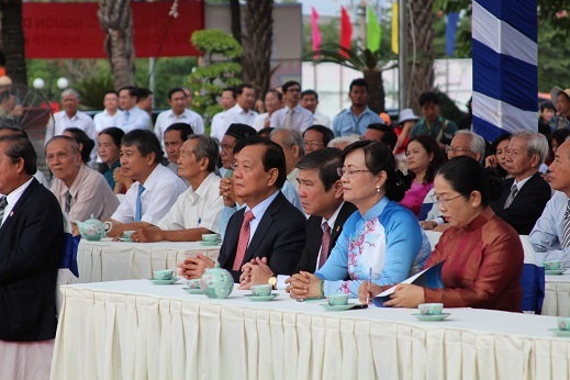 Đại diện các cấp lãnh đạo thành phố tại buổi lễ