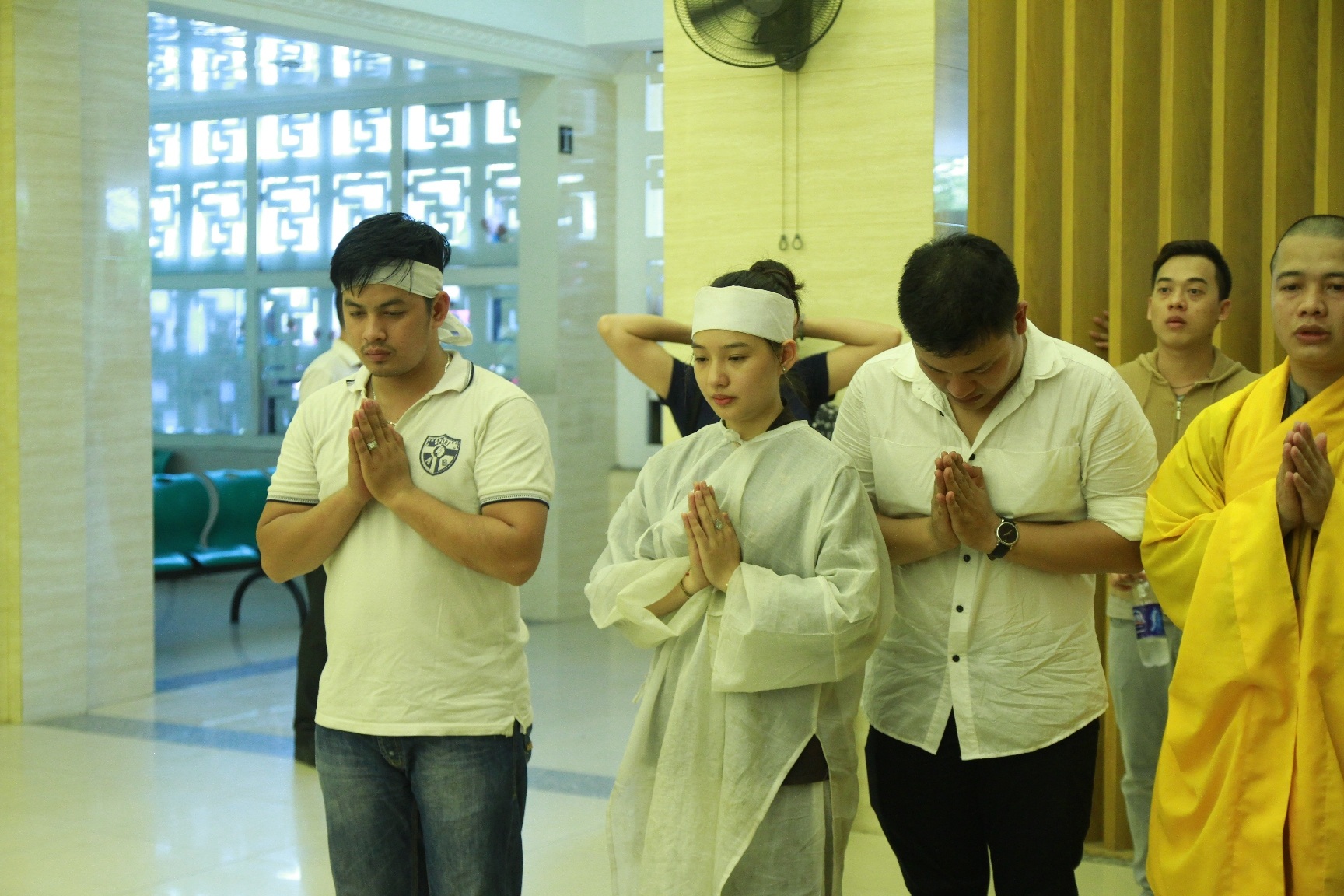 Chị Duy Nhân quá đau đớn...