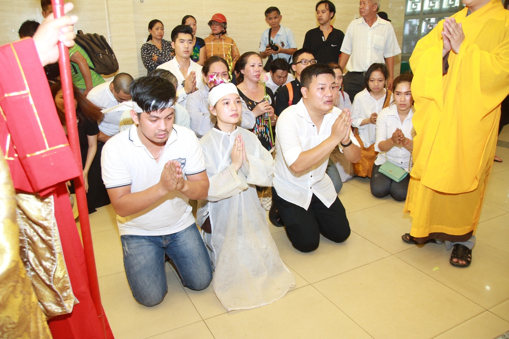 Chị Duy Nhân quá đau đớn...