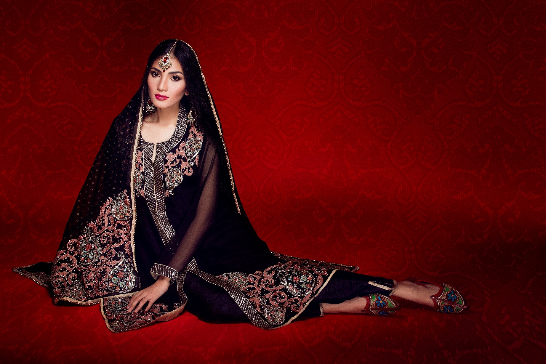 Và cũng thật rạng rỡ, tỏa sáng khi cô mỉm cười