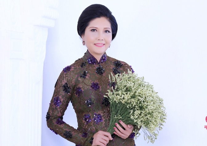 Ca sĩ Họa Mi "Trở về mái nhà xưa" - 1 Ca sĩ Họa Mi là giọng ca vàng của thập niên 70, 80