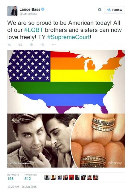 Lance Bass, một trong nhiều ngôi sao tham gia làn sóng hưởng ứng