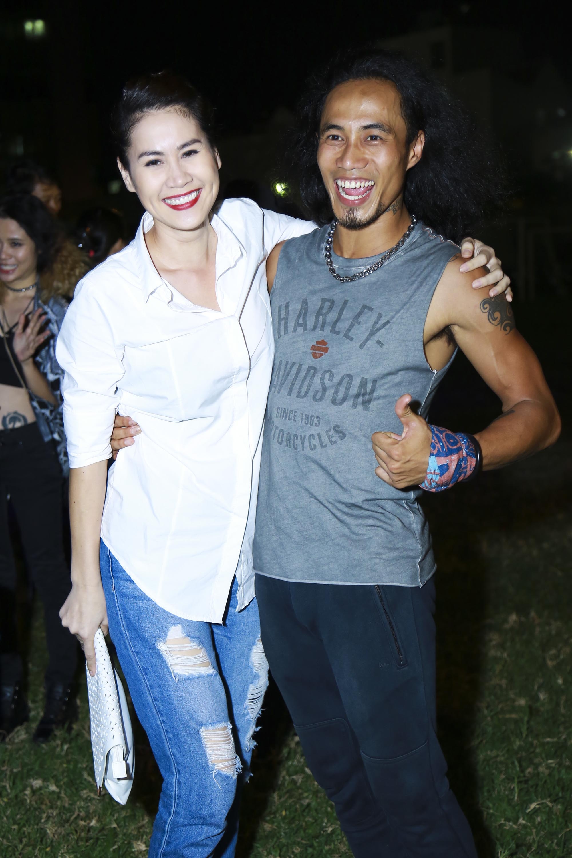 Thân Thúy Hà có mặt cổ vũ cho Phạm Anh Khoa