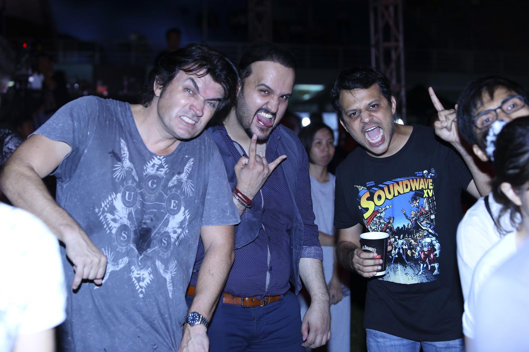 Nhiều khán giả nước ngoài cũng đến với live concert của anh