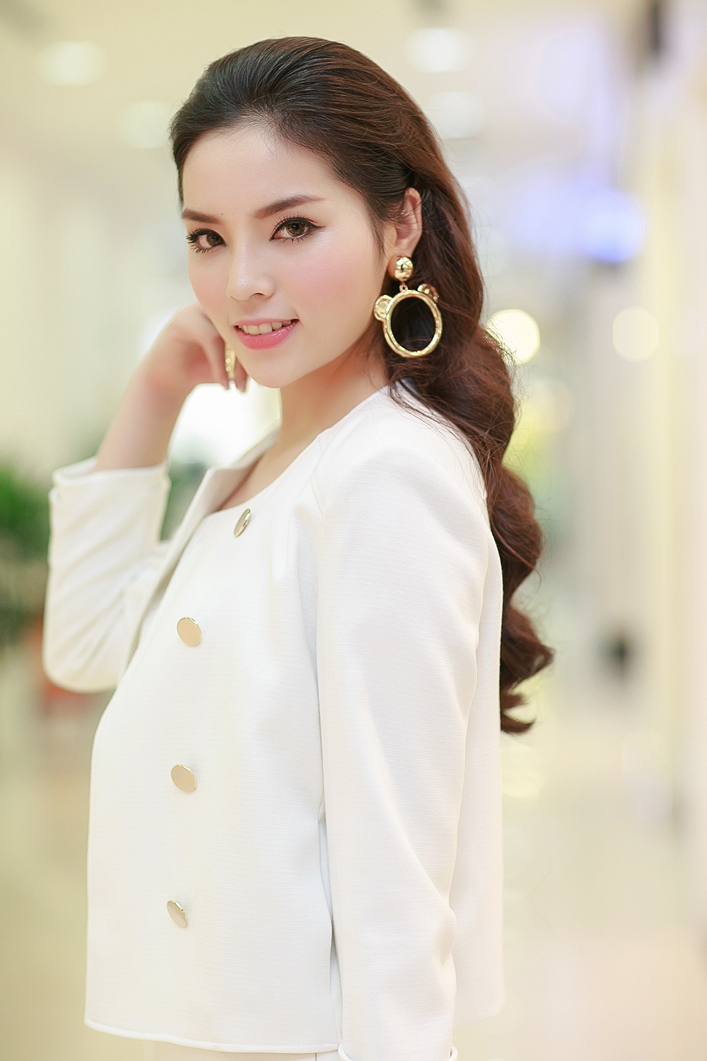 Hoa hậu Kỳ Duyên trẻ trung thanh lịch - 2 Kỳ Duyên cho biết,