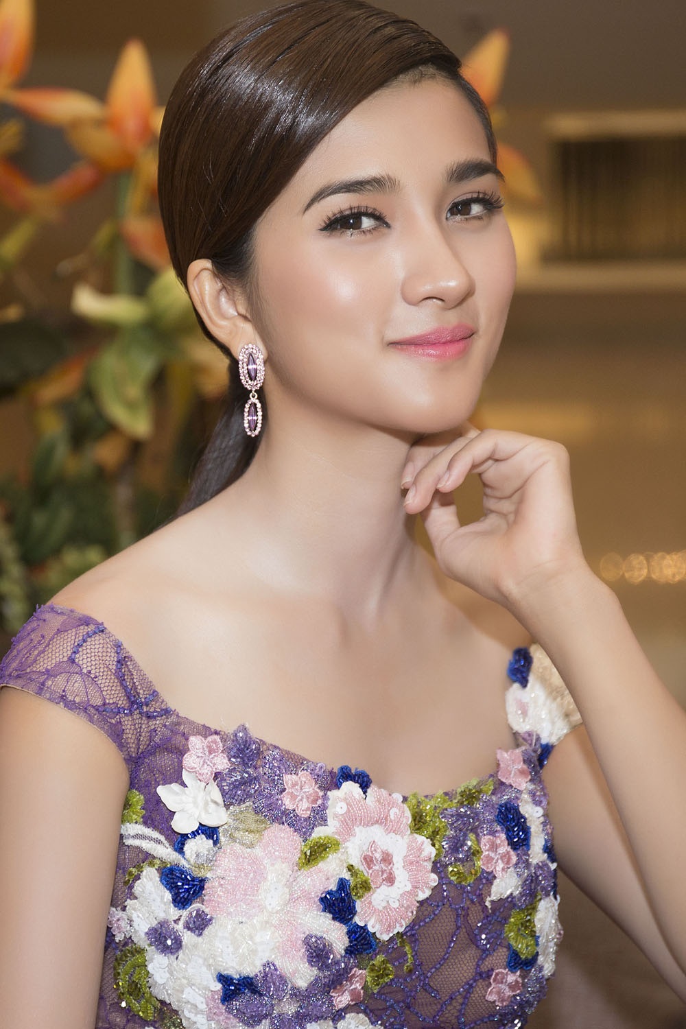 Kim Tuyến kiêu sa ra mắt phim mới - 3 Băng Châu