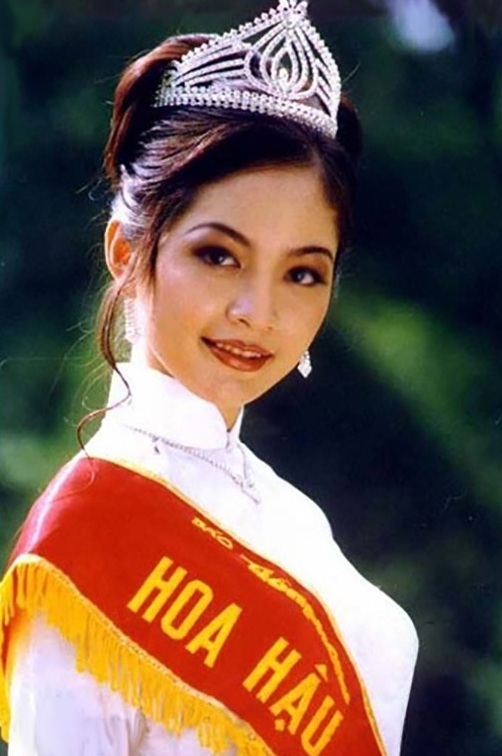 Nét đẹp mặn mà của Thiên Nga khi lên ngôi vị Hoa hậu Việt Nam 1996.
